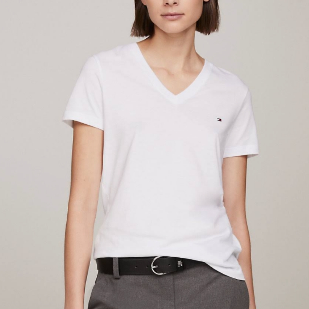 Tommy Hilfiger white v-neck t shirt size XL